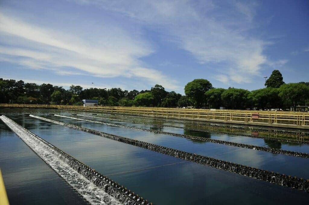 como funciona uma estação de tratamento de água